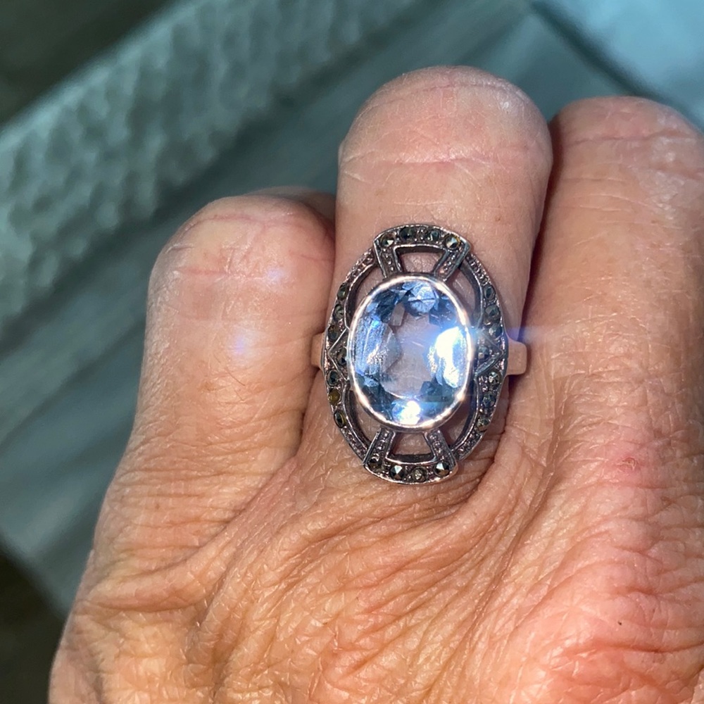 Beautiful sterling silver ring with large blue stone and marcacites(?), size 7.5